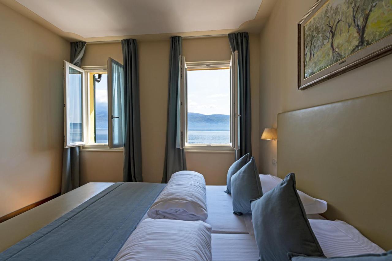 Hotel Baia D'Oro - Adults Only Gargnano Exterior photo